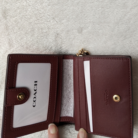 NWT COACH Pebble Leather Small Wallet - Picture 2 of 5